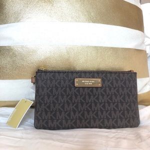 Michael Kors Wristlet